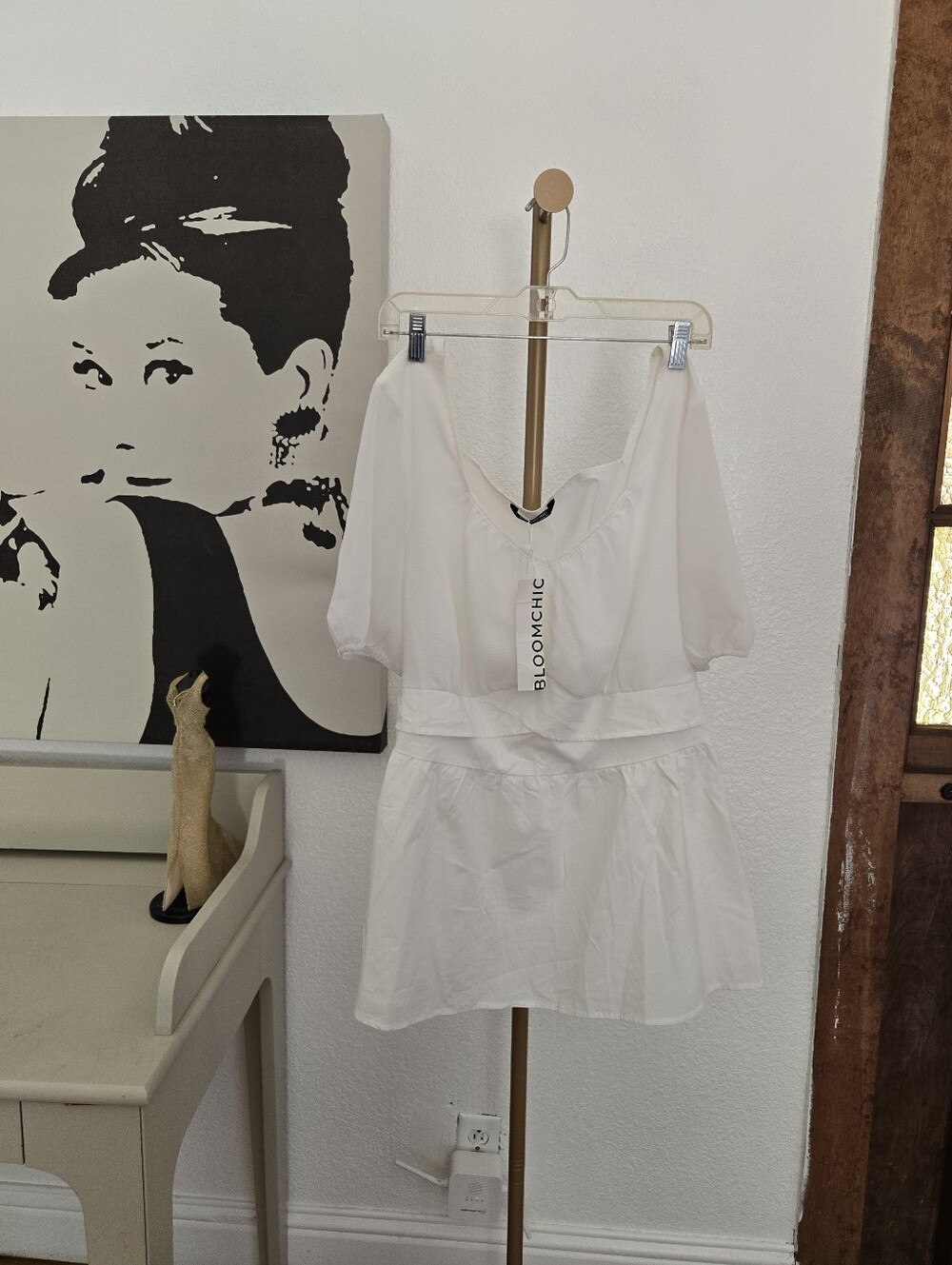 NWT Womens BloomChic White Short Sleeve Top Size 18-20